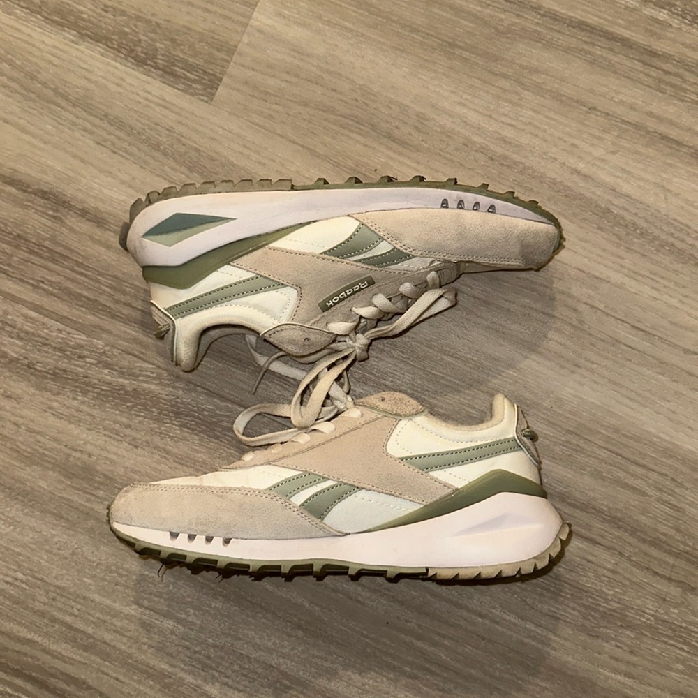 Reebok casual sneakers
